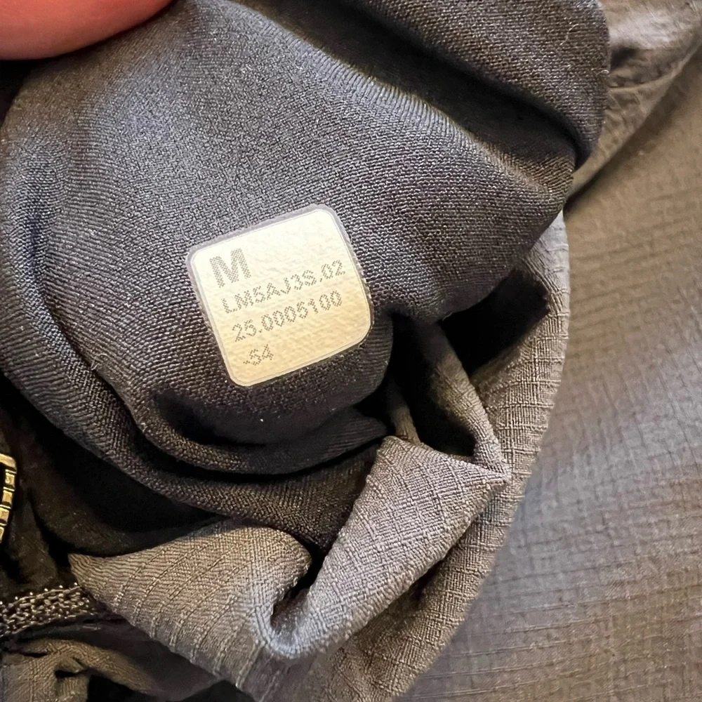 Lululemon Ripstop Pull-On Classic-Fit Pant - Size Medium - Picture 6 of 6